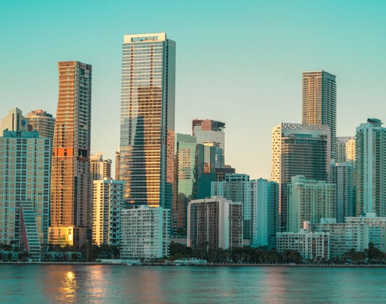 Companies Moving to Miami in 2026: Headquarters Relocations Reshape Office Demand